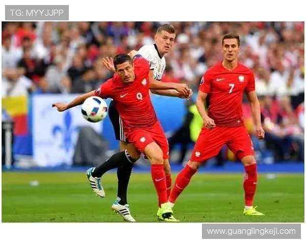 西塞双响助力法国4-1大胜波兰晋级欧青决赛